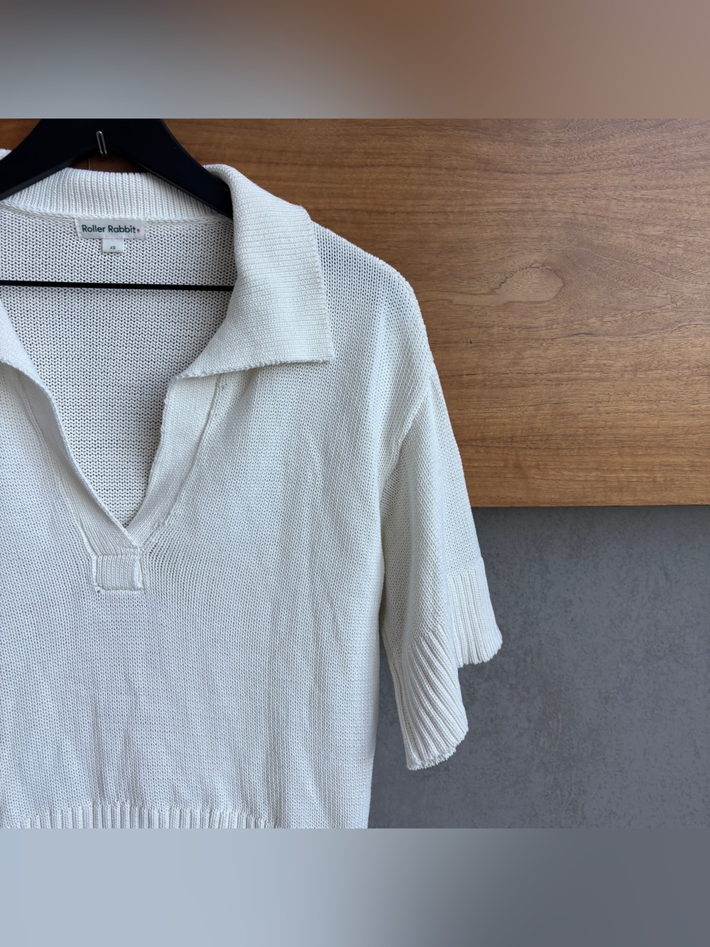 Roller Rabbit Short-Sleeve Collared V-Neck Ribbed Sweater, Size XS - Picture 6 of 9